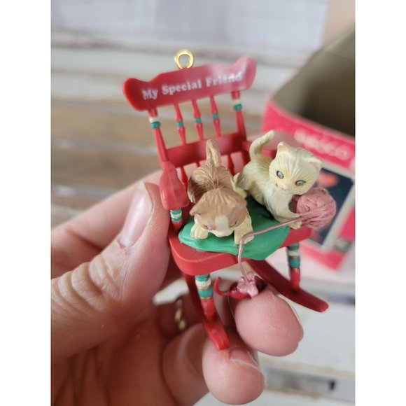 Enesco purr-fect pals cat kitten special friend ornament 1990 vintage - Picture 8 of 8